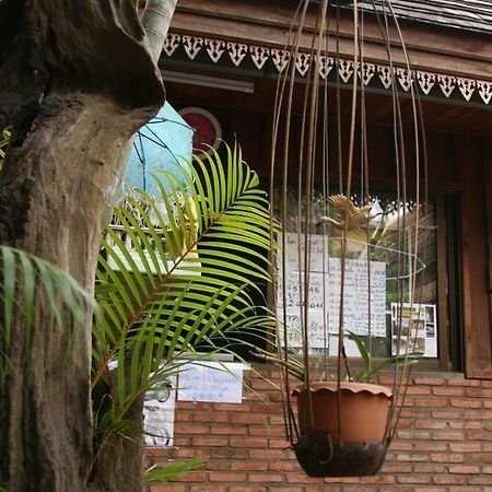 Mano Temple House Hotel Luang Prabang Ngoại thất bức ảnh